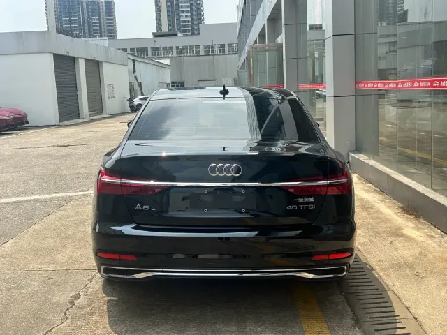 Audi A6L — Фото автомобиля 5