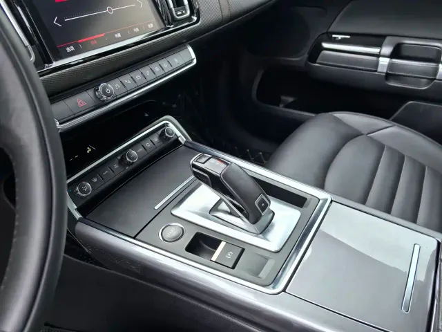 Citroen C6 — Фото автомобиля 16