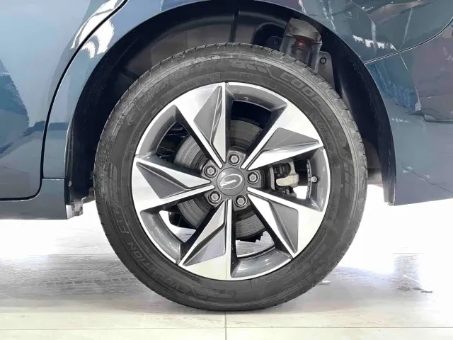 GAC Trumpchi M6 — Фото автомобиля 11