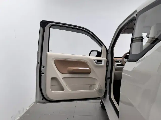 Wuling Hongguang Mini EV — Фото автомобиля 8