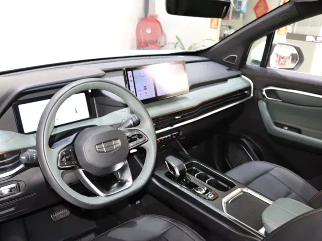 Geely Haoyue L — Фото автомобиля 8