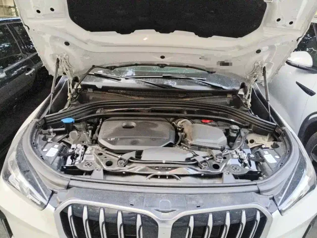 BMW X1 — Фото автомобиля 3