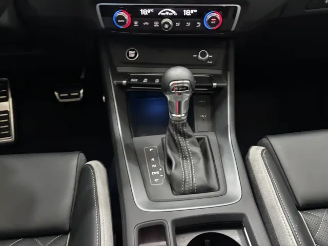 Audi Q3 — Фото автомобиля 18