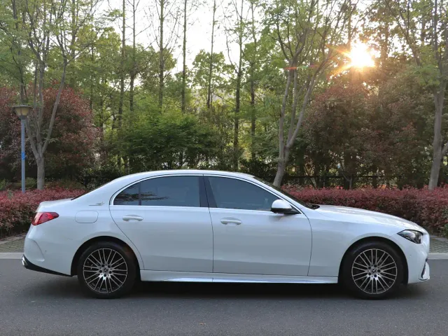 Mercedes-Benz C-Class — Фото автомобиля 6