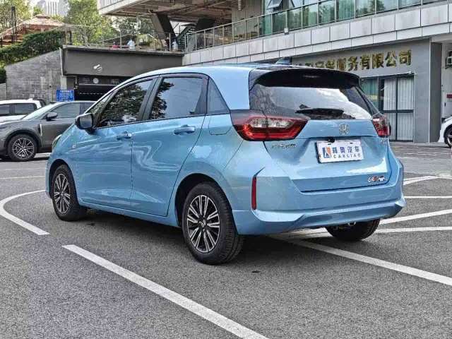 Honda Fit — Фото автомобиля 29