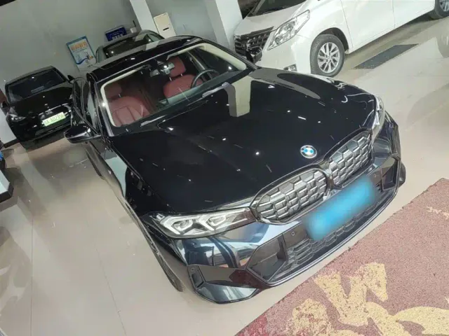 BMW 3 Series — Фото автомобиля 3