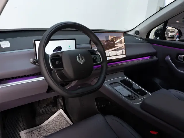 Leapmotor C10 — Фото автомобиля 11