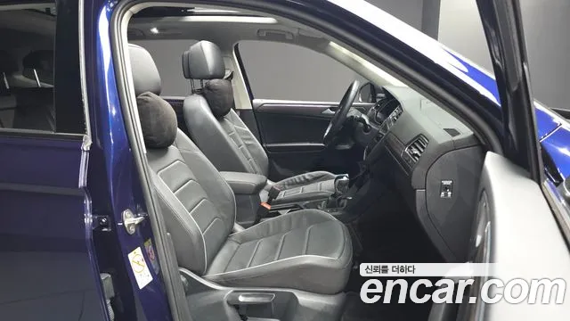 Volkswagen Tiguan — Фото автомобиля 23