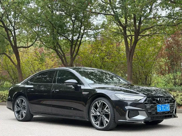 Audi A7L — Фото автомобиля 3