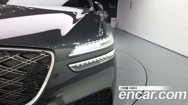 Genesis GV70 — Фото автомобиля 7