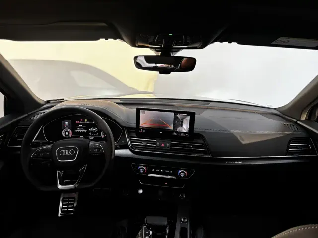 Audi Q5L Sportback — Фото автомобиля 14