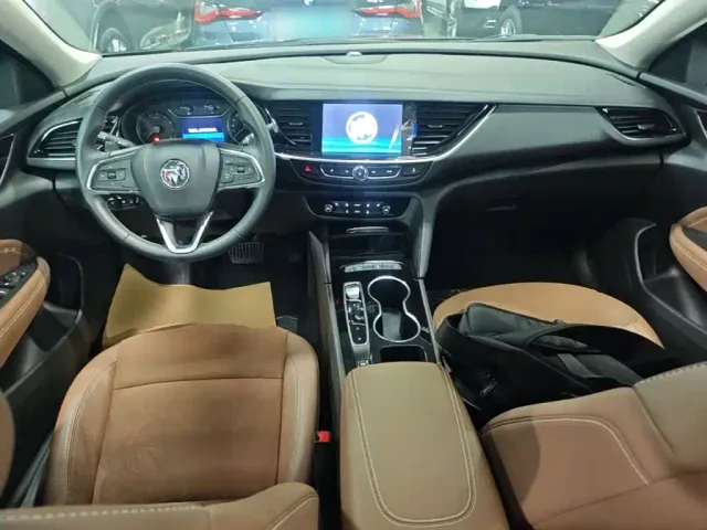 Buick Regal — Фото автомобиля 9