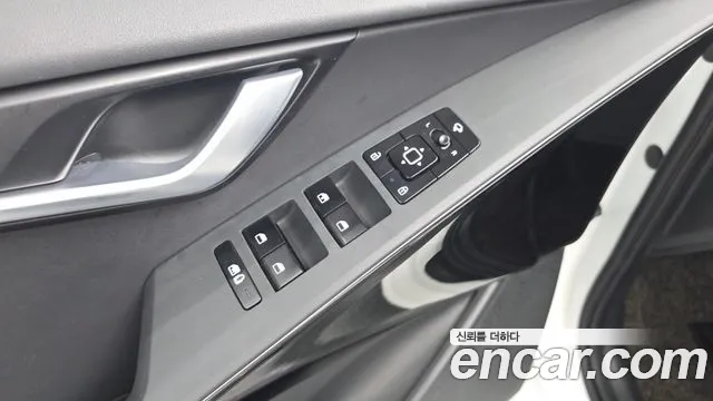 Kia Niro The All New Niro Signature — Фото автомобиля 26