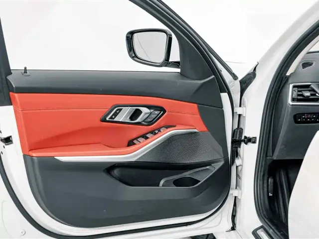 BMW 3 Series — Фото автомобиля 15