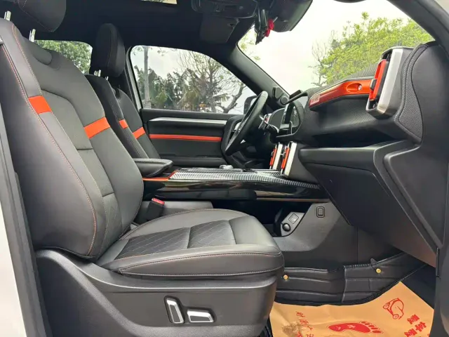 Haval Big Dog — Фото автомобиля 9