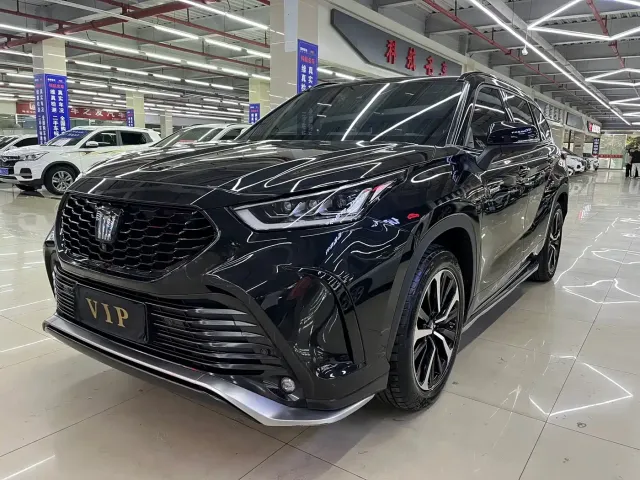 Фотография автомобиля — Toyota Crown Kluger