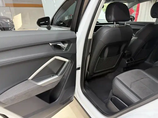 Audi Q3 — Фото автомобиля 17