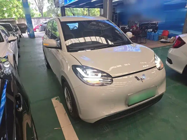 Wuling Bingo — Фото автомобиля 3