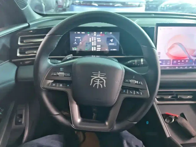 BYD Qin L — Фото автомобиля 10