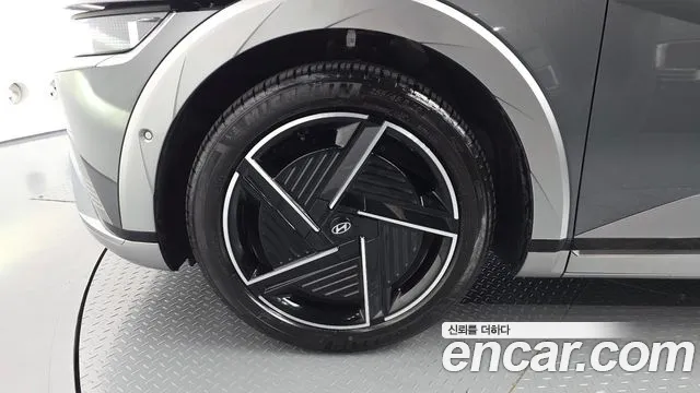 Hyundai Ioniq 5 New — Фото автомобиля 5