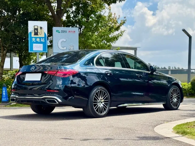 Mercedes-Benz C-Class — Фото автомобиля 9
