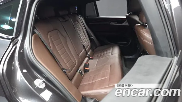 BMW X4 xDrive20i M Sport — Фото автомобиля 12