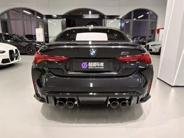 BMW M4 — Фото автомобиля 5