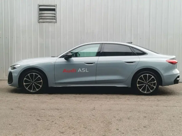 Audi A5L — Фото автомобиля 3