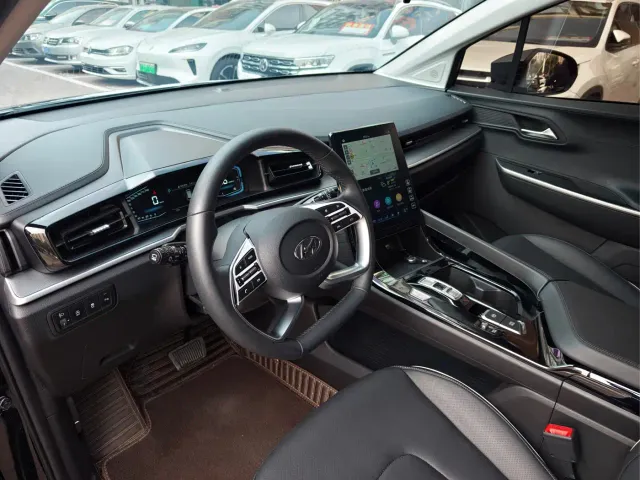 Hyundai Custo — Фото автомобиля 13