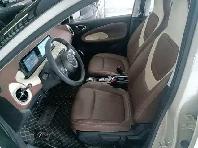 Wuling Bingo — Фото автомобиля 14