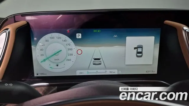 Genesis G90 Бензин 3.5 Turbo 2WD — Фото автомобиля 8