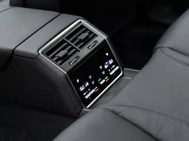 Porsche Panamera — Фото автомобиля 13