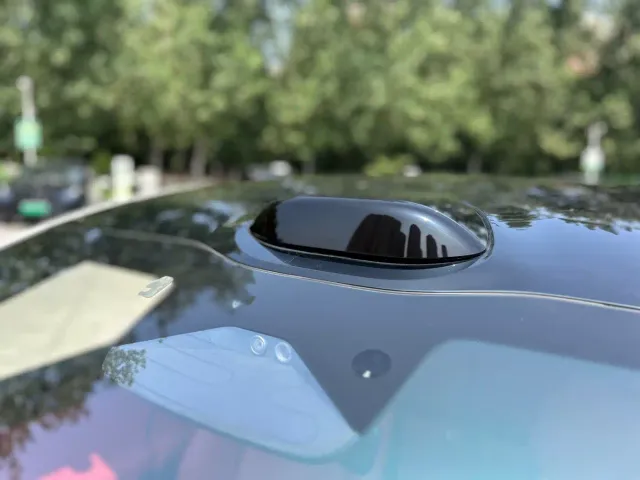 Xiaomi SU7 — Фото автомобиля 24