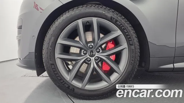 Land Rover Range Rover Sport — Фото автомобиля 8