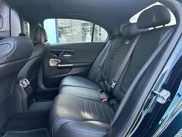 Mercedes-Benz C-Class — Фото автомобиля 9