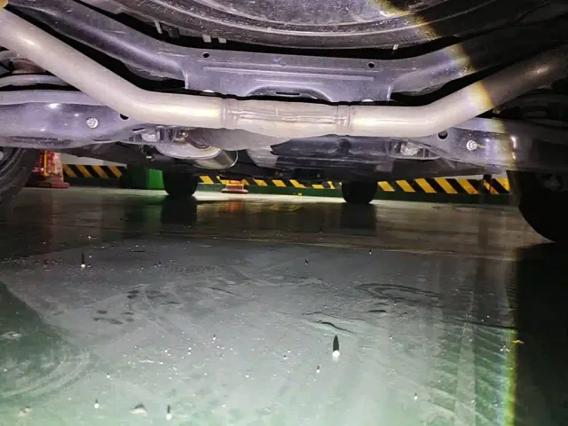 Roewe iMAX8 — Фото автомобиля 6