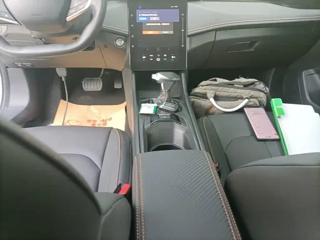 Dongfeng Yixuan GS — Фото автомобиля 13