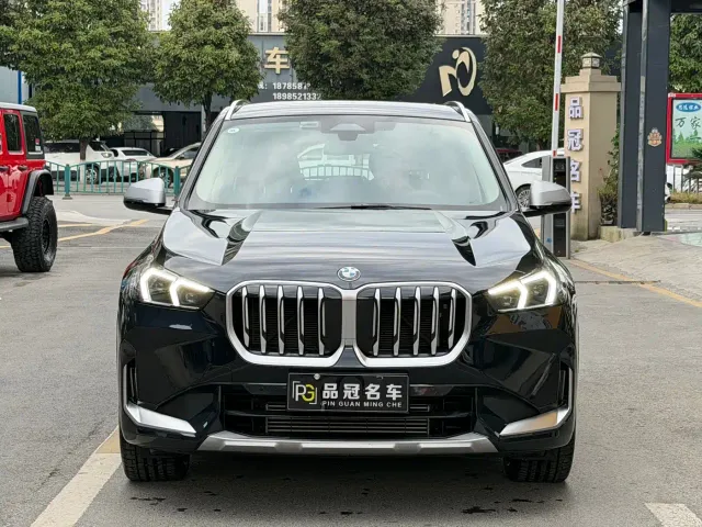 BMW X1 — Фото автомобиля 2