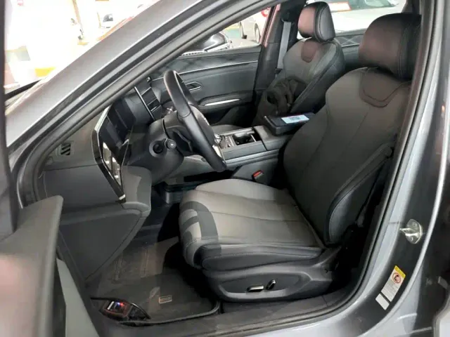 BYD Qin L — Фото автомобиля 14