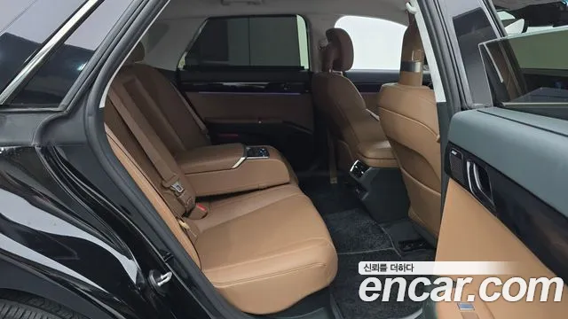 Hyundai Grandeur GN7 — Фото автомобиля 12