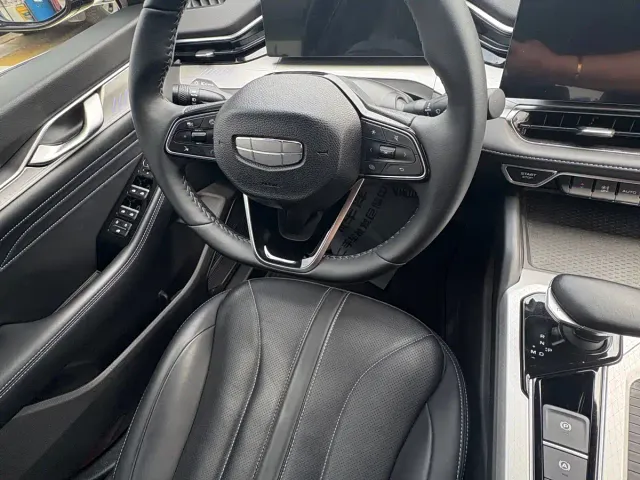 Geely Xingrui — Фото автомобиля 8