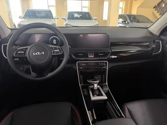 Kia Seltos — Фото автомобиля 11