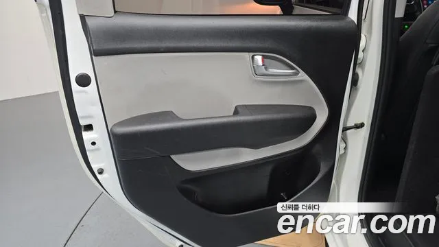 Kia Ray — Фото автомобиля 14