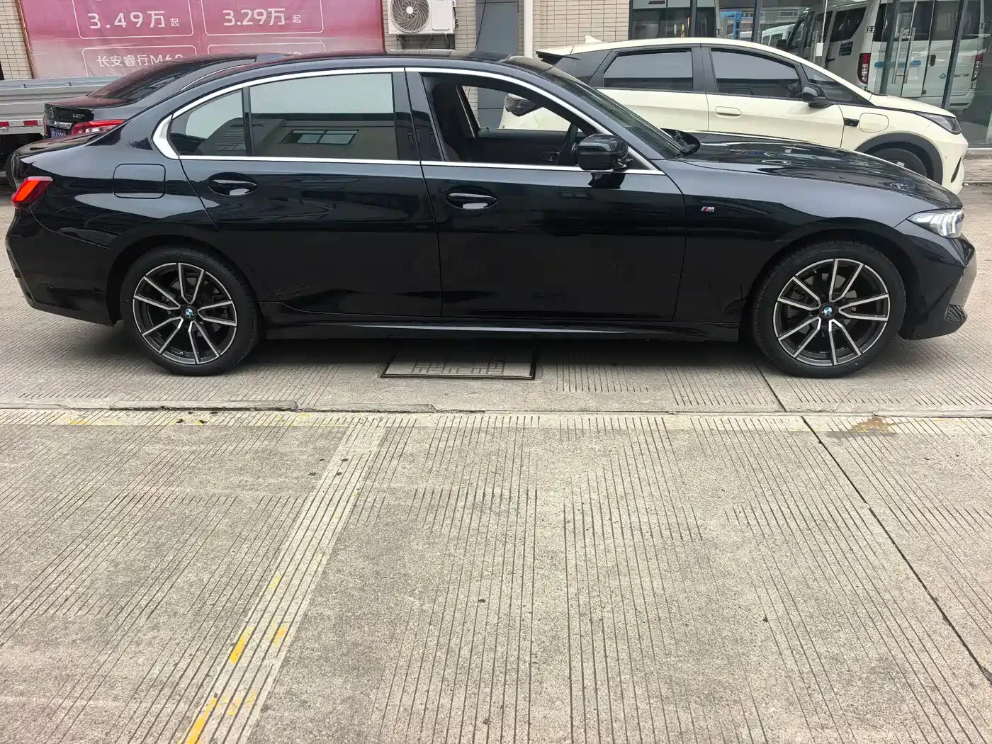 BMW BMW 3 Series 2025 325Li M Sport Package — Фото автомобиля 4
