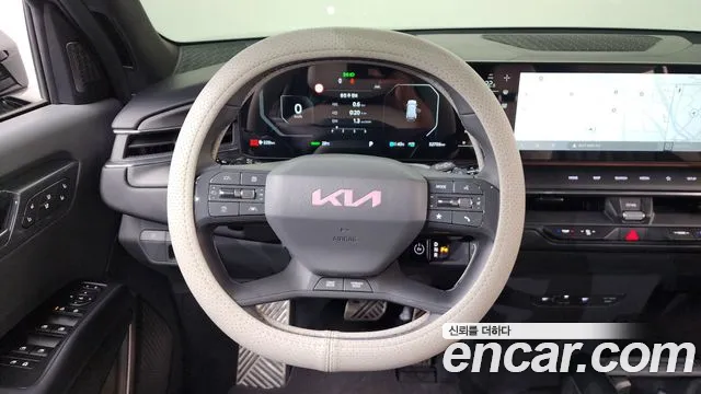 Kia EV9 — Фото автомобиля 12