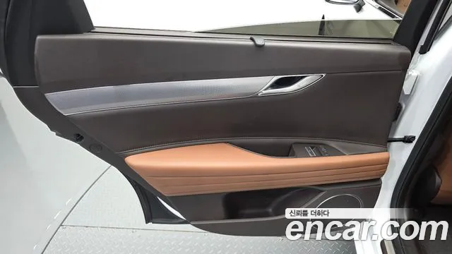 Genesis G80 Бензин 2.5 турбо AWD — Фото автомобиля 25