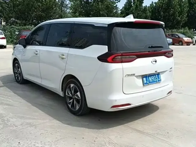 GAC Trumpchi M6 — Фото автомобиля 5