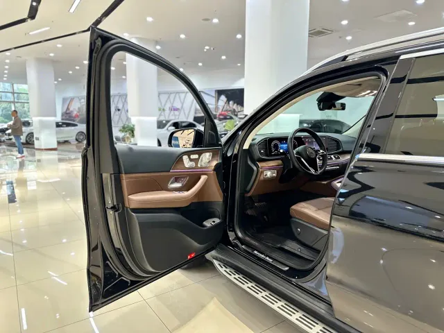 Mercedes-Benz GLE-Class — Фото автомобиля 10