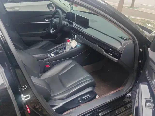 Honda Accord — Фото автомобиля 8