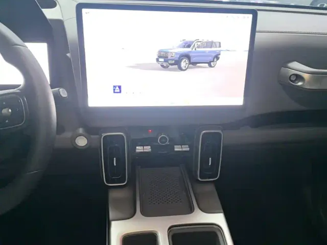 Haval Big Dog — Фото автомобиля 12